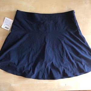 NWT Athleta Everyday Skort Navy